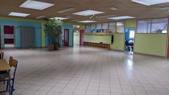 Hall école élémentaire - Commune de Perrigny